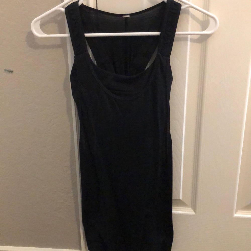 Lululemon tank with built in sports bra attached